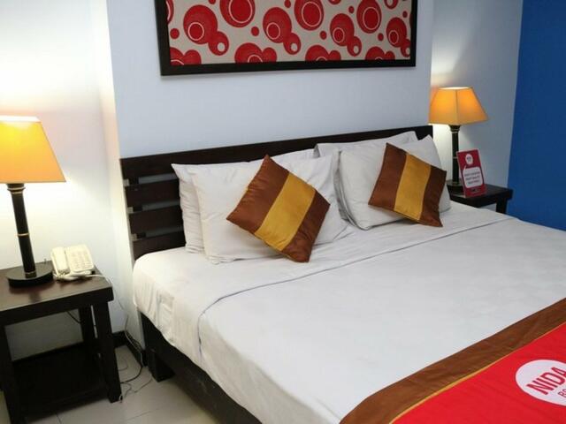 фото отеля Nida Rooms Mahendradatta Selatan 81 At Nirmala Hotel изображение №13