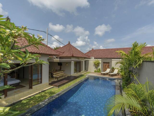 фото Trivilla III Seminyak изображение №2