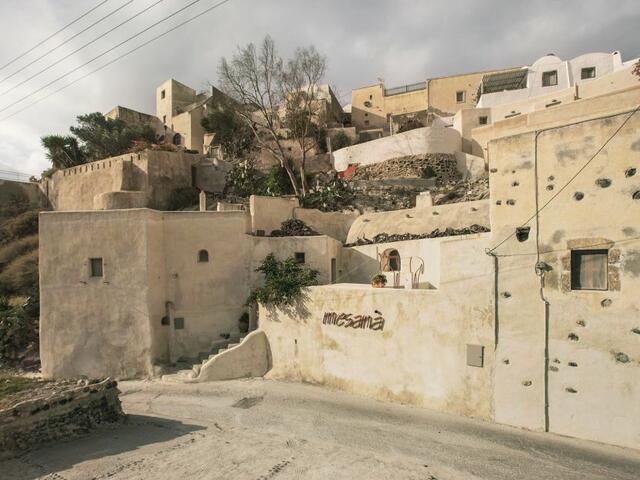 фото отеля Mesana Traditional Stone Houses изображение №9