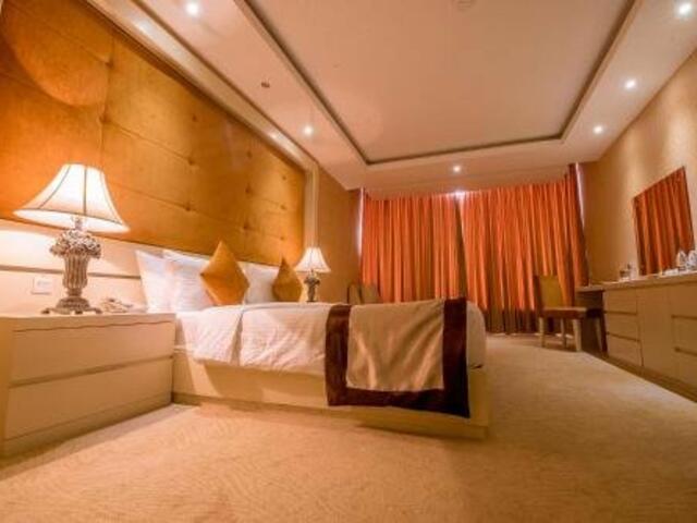 фото Grandeeza Luxury Hotel изображение №14
