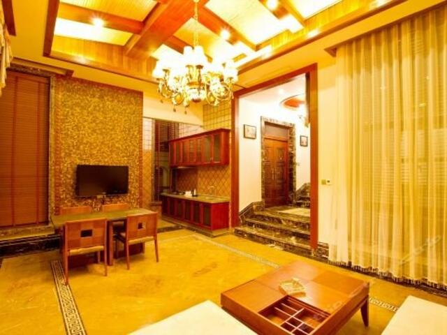 фотографии Xinglong Old Banyan Hotel изображение №16