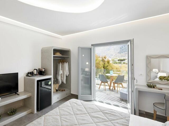 фото отеля Amara Suites Santorini изображение №21