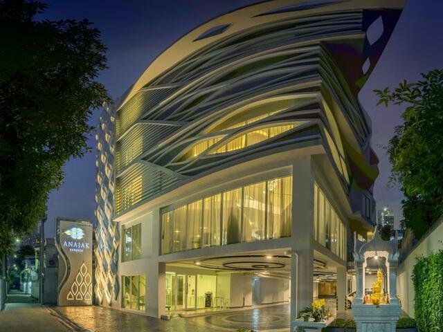фото отеля Anajak Bangkok Hotel изображение №1