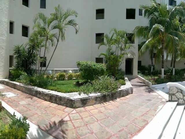 фото отеля Cancun Plaza Condo изображение №5
