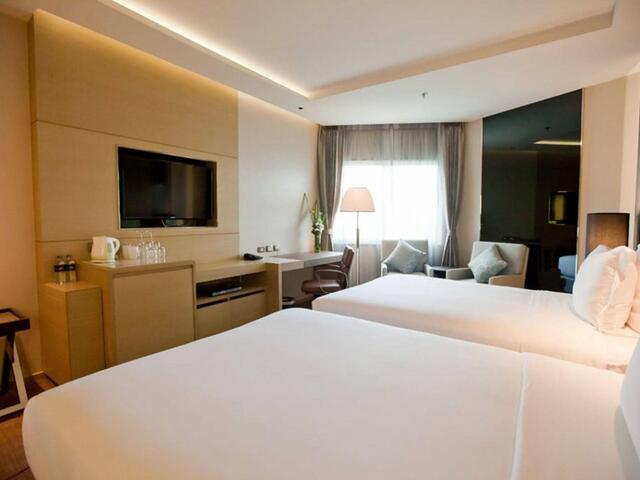 фото Graceland Bangkok Hotel изображение №22