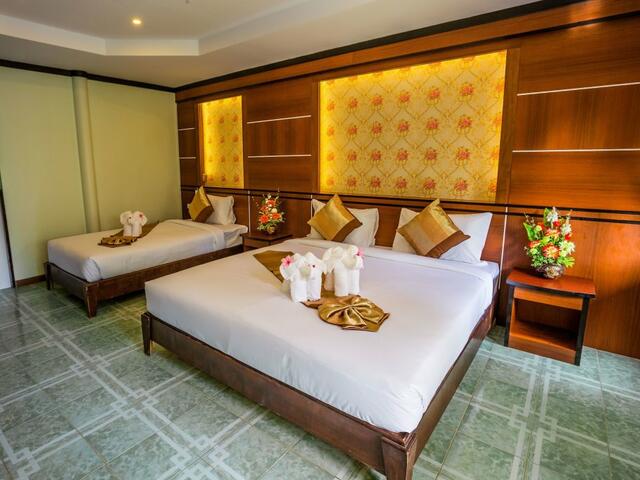 фото отеля Andaman Beach Resort изображение №21