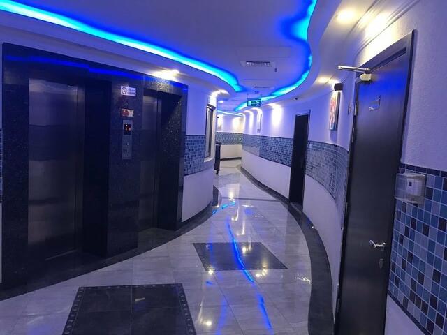 фотографии Al Waleed Palace Hotel Apartments-Al Barsha изображение №8