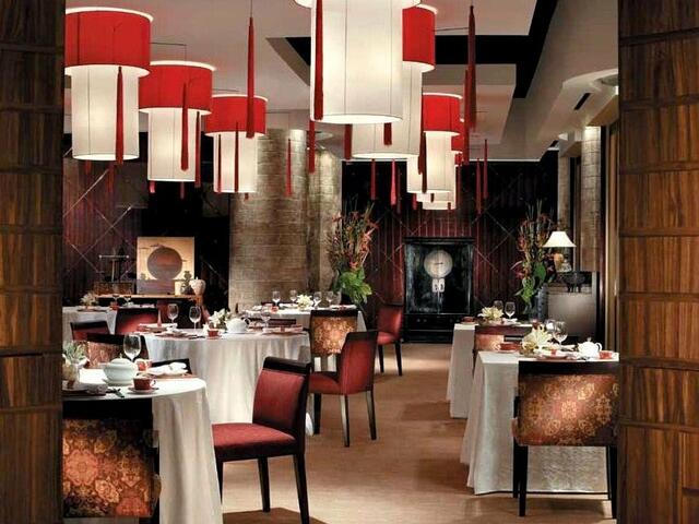 фото отеля Shangri-La Hotel Apartments Qaryat Al Beri изображение №21