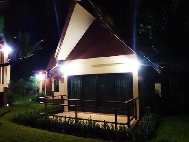 фото отеля Kannapat House Krabi изображение №1