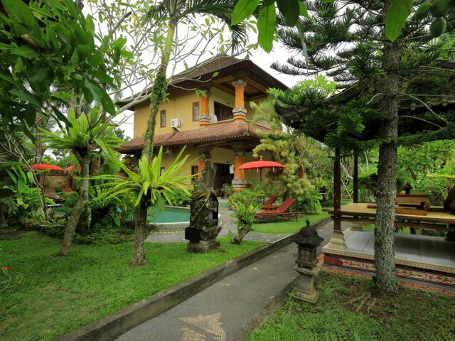 фото отеля Uma Sari Cottage by Gamma Hospitality изображение №9