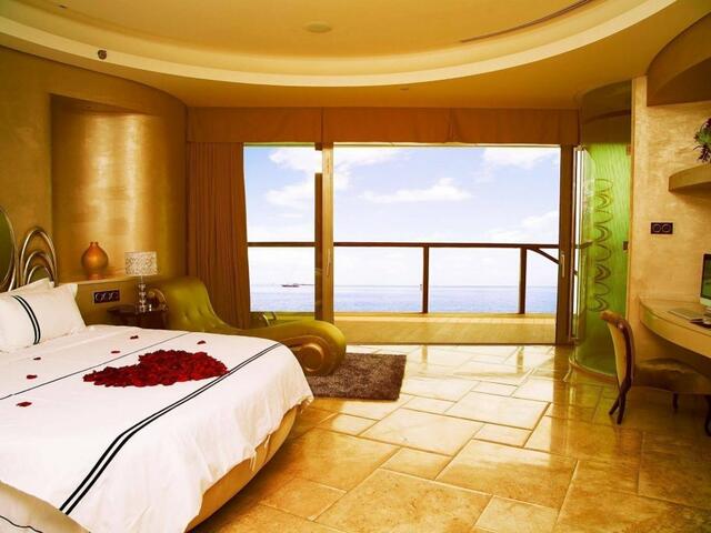фото отеля Sanya Phoenix Island Ocean Star Resort Sanya Bay Shop изображение №21