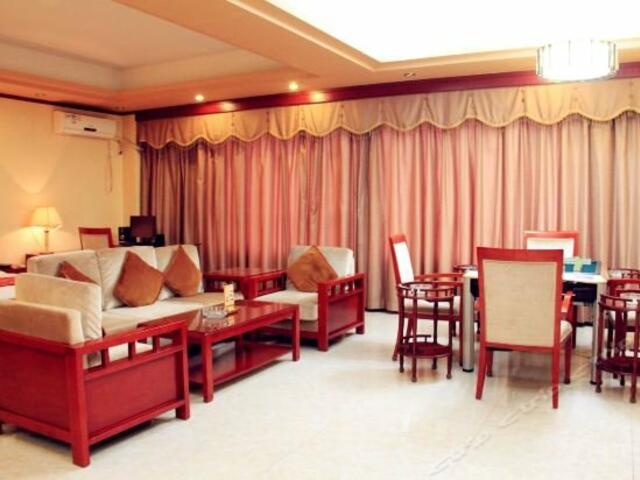 фото отеля Peng Sheng Hotel изображение №5
