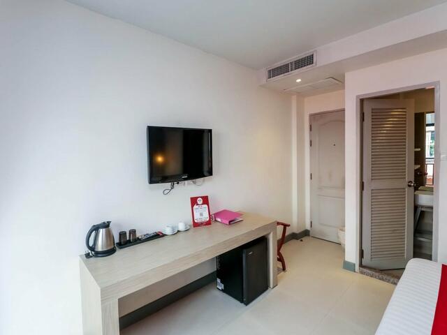 фото Nida Rooms Patong Beach Bungalow изображение №18