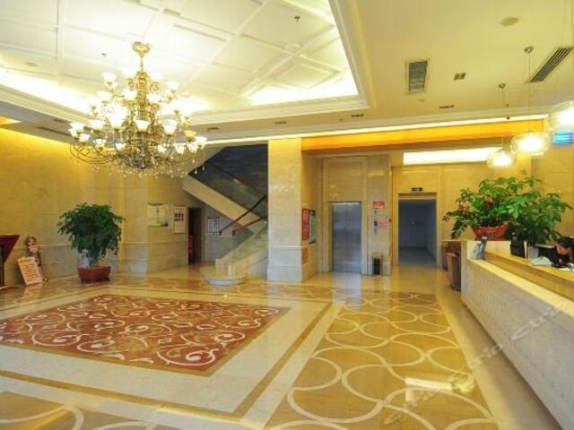 фото отеля Nanlong Hotel изображение №9