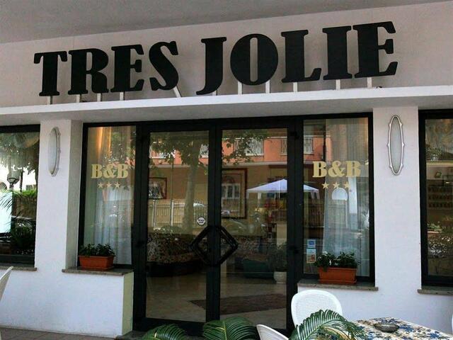 фото отеля B&B Tres Jolie изображение №1