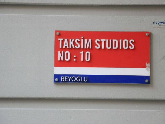 фото No. 10 Taksim Studios изображение №2