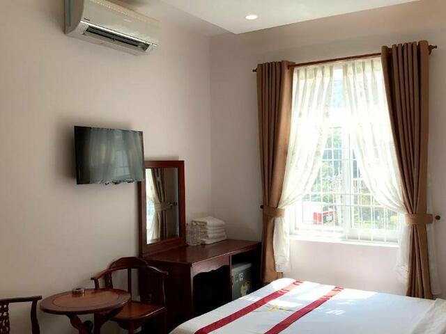 фото отеля Thi Long Phung 2 Hotel изображение №13