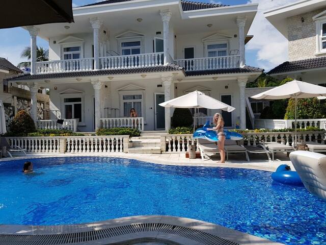 фото отеля Godiva Phu Quoc Hotel изображение №25