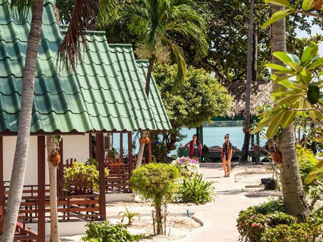 фото отеля Marine Chaweng Beach Resort изображение №17