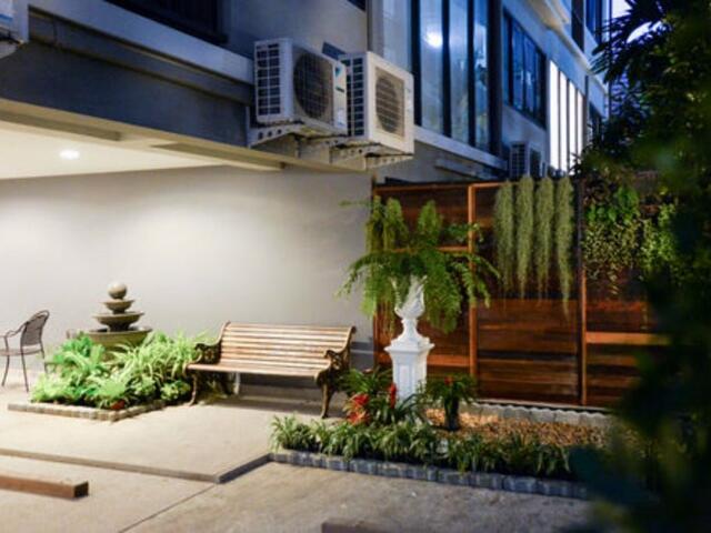 фото отеля The Pad Silom Serviced Apartment изображение №5