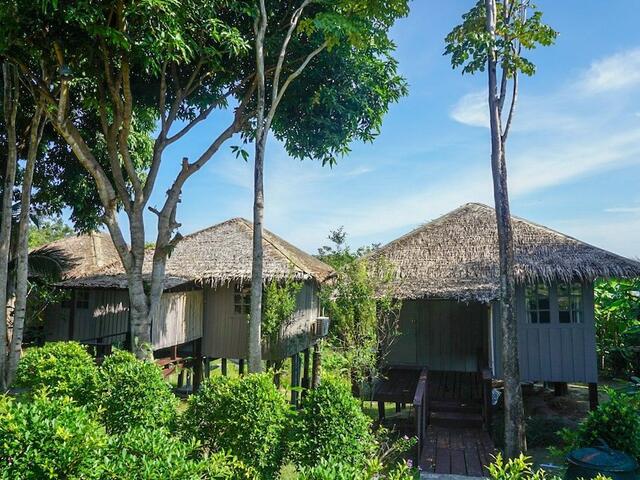 фото HIP Seaview Resort at Phi Phi изображение №14