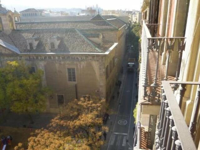 фотографии отеля Hostal Iznajar Barcelona изображение №3