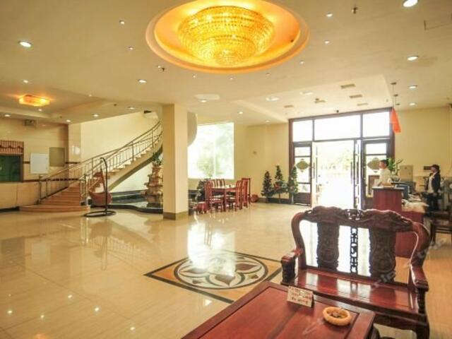 фото отеля Yacheng Jiahe Business Hotel изображение №5