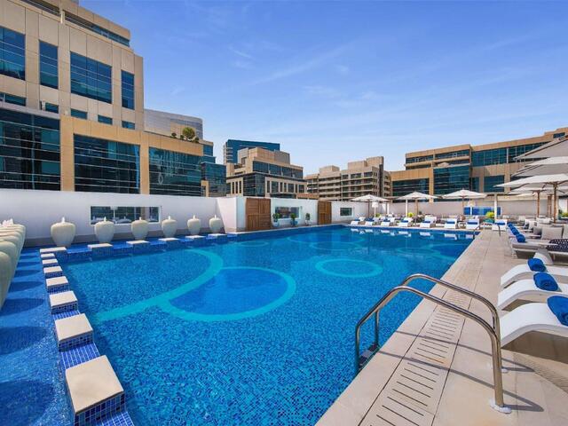 фото отеля DoubleTree by Hilton Dubai - Business Bay изображение №17