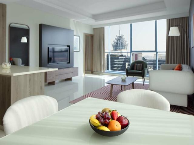 фото Radisson Blu Hotel Apartment Dubai Silicon Oasis изображение №22