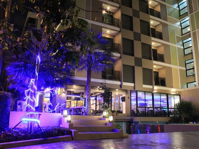 фото отеля Lawinta Hotel Pattaya изображение №1