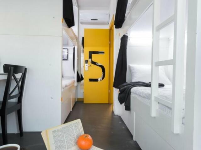 фото отеля Inn 14 Hostel изображение №13