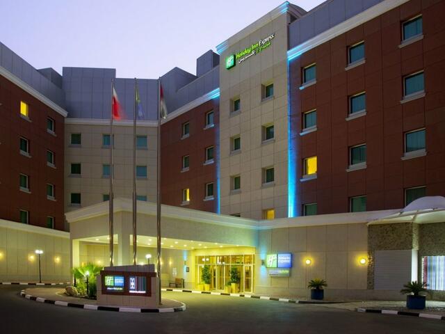 фото отеля Holiday Inn Express Dubai, Internet City изображение №1
