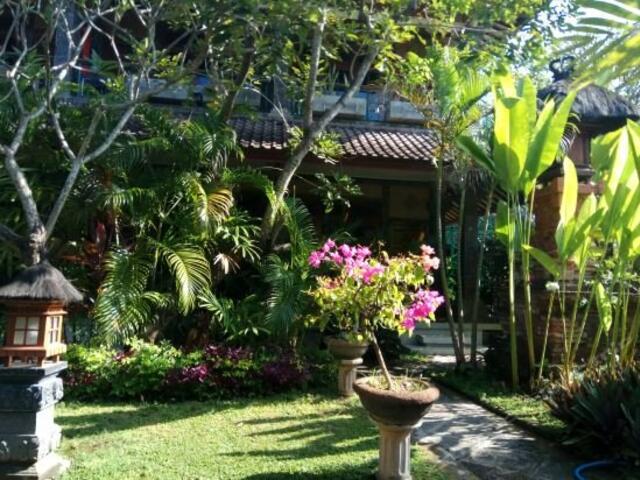 фотографии отеля Bali Wirasana Inn изображение №11