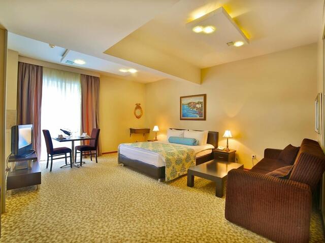 фото Отель Bahira Suite изображение №34