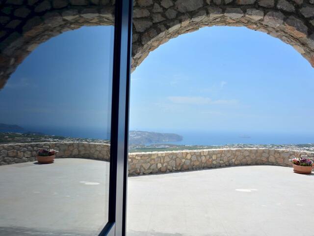 фото Zatrikion Villas Santorini изображение №10