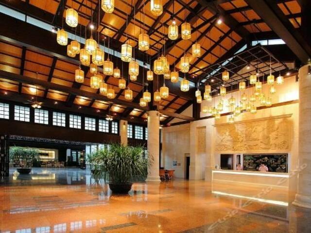 фото отеля Qixianling Baoting Liyuan Hot Spring Hotel изображение №25