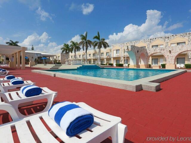 фото отеля Holiday Inn Express Cancun Zona Hotelera изображение №5