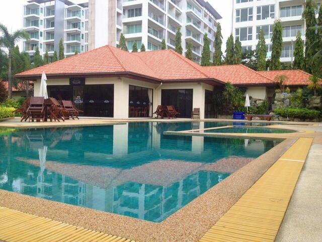фото отеля Majestic Residence Pattaya by 38 изображение №1
