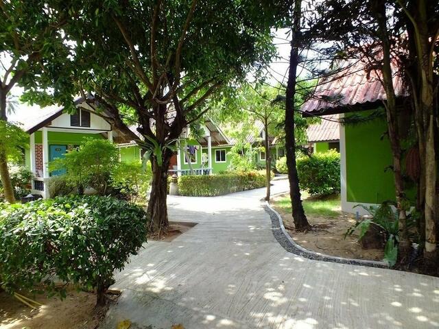 фотографии отеля Blue Andaman Lanta Resort изображение №7