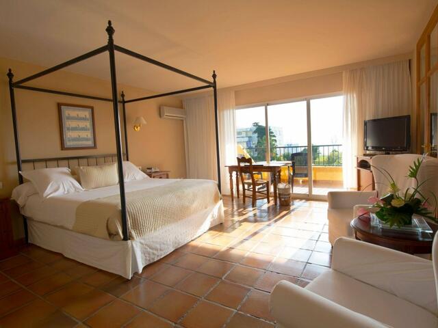 фото отеля Hotel Guadalmina Spa & Golf Resort изображение №41