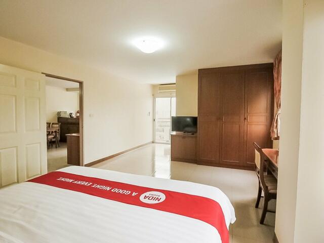 фото отеля NIDA Rooms Room Thetavee Suan Luang изображение №13