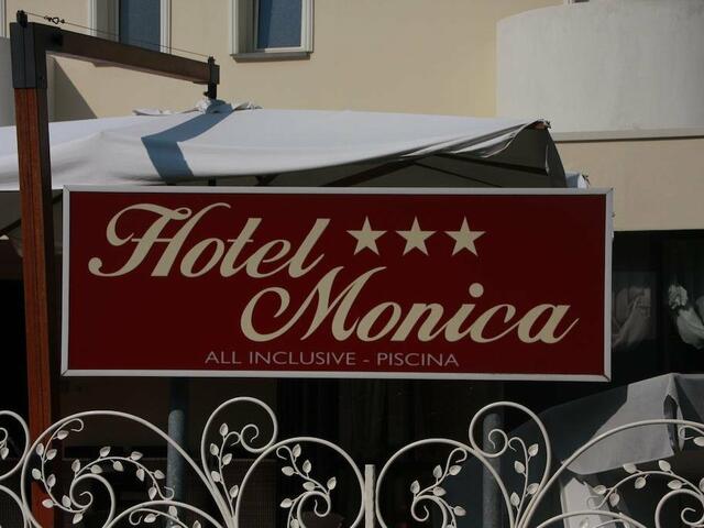 фотографии Hotel Monica изображение №20