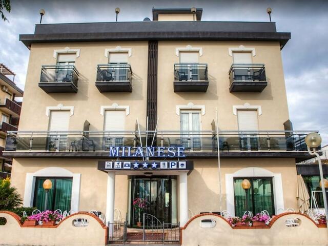 фотографии Hotel Milanese изображение №4