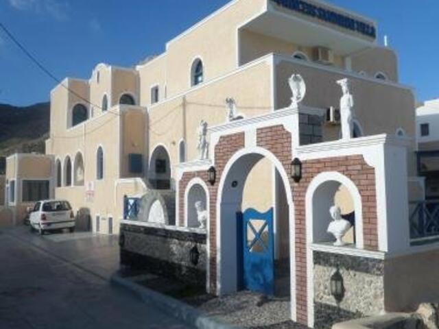 фото отеля Princess Santorini Villa изображение №1