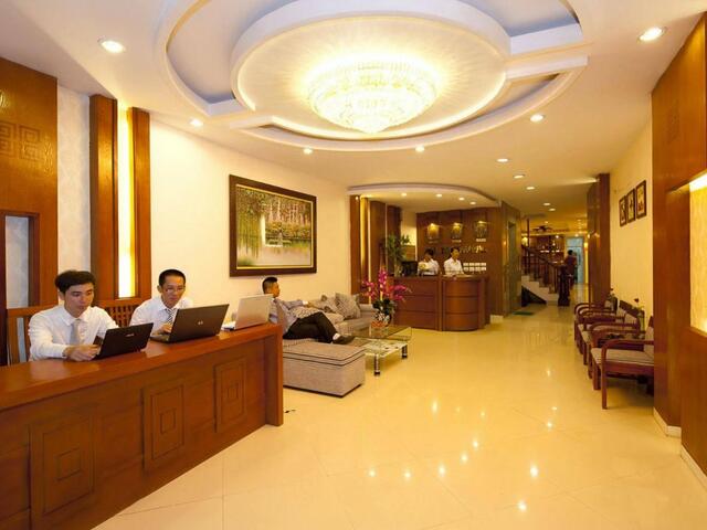 фото Hanoi Holiday Diamond Hotel изображение №18