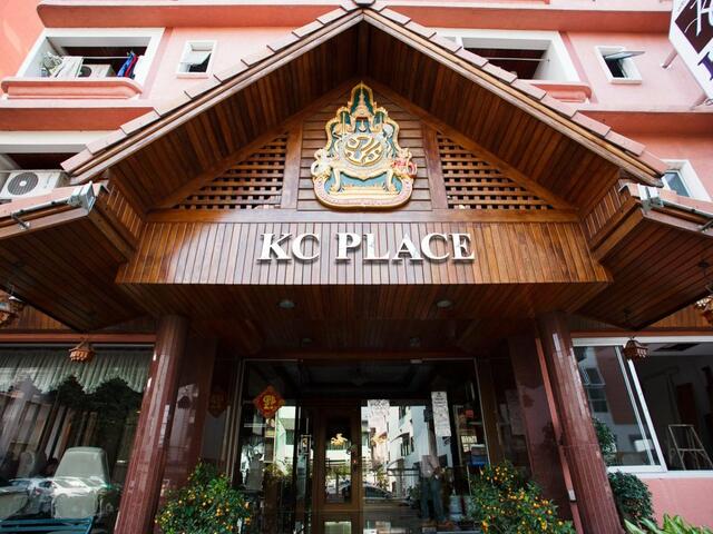 фото отеля KC Place Srinakarin изображение №1