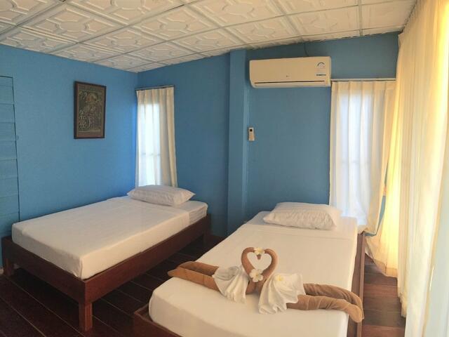 фотографии отеля Andaman Beach Resort изображение №27