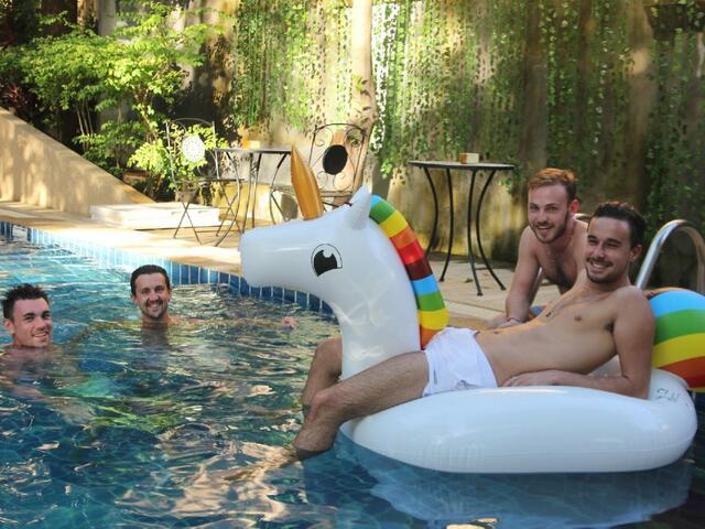 фотографии Alpha Gay Resort & Spa - Caters to Gay Men изображение №28