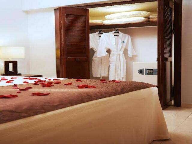 фотографии отеля The Royal Cancun All Suites Resort - All Inclusive изображение №27