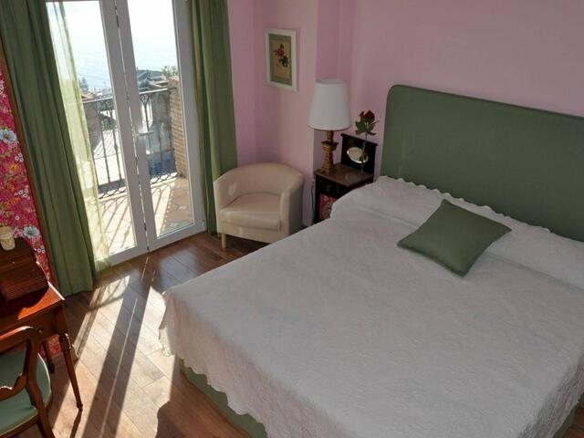 фото отеля Welcome Inn Nerja guest house Luxury Bed & Breakfast изображение №29